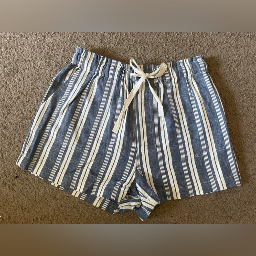 Forever 21 Flowy Striped Shorts
